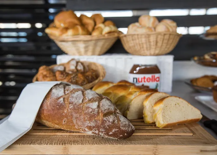 Village Campofelice מלון