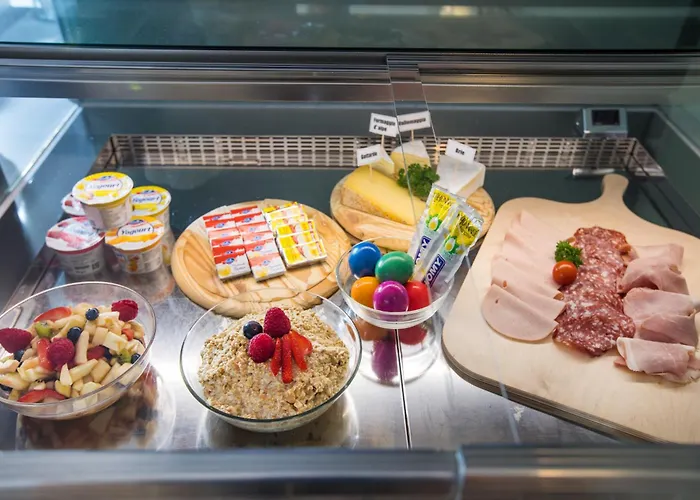 Otel Village Campofelice 3*