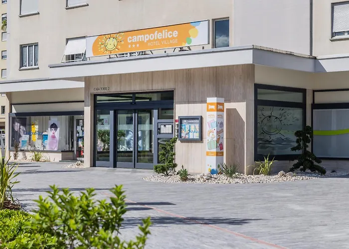 Village Campofelice Tenero-Contra