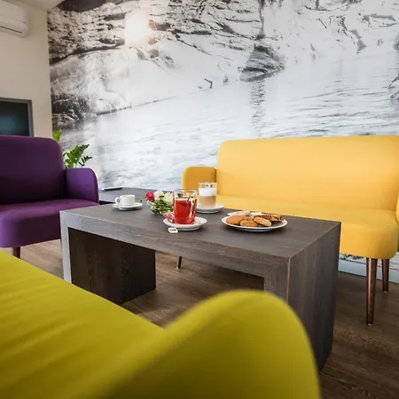 Отель Village Campofelice Контра